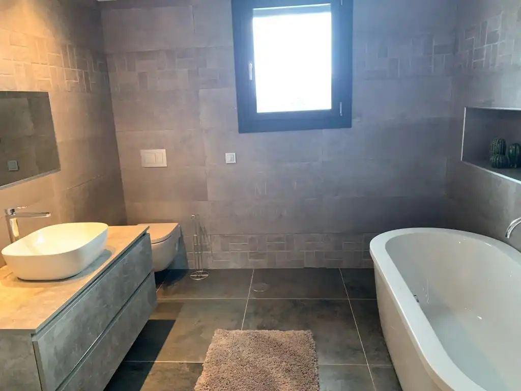 Bany de Casa o xalet de lloguer en Marbella amb Jardí privat i Piscina
