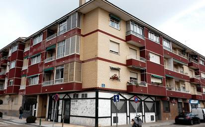 Vista exterior de Pis en venda en Utebo
