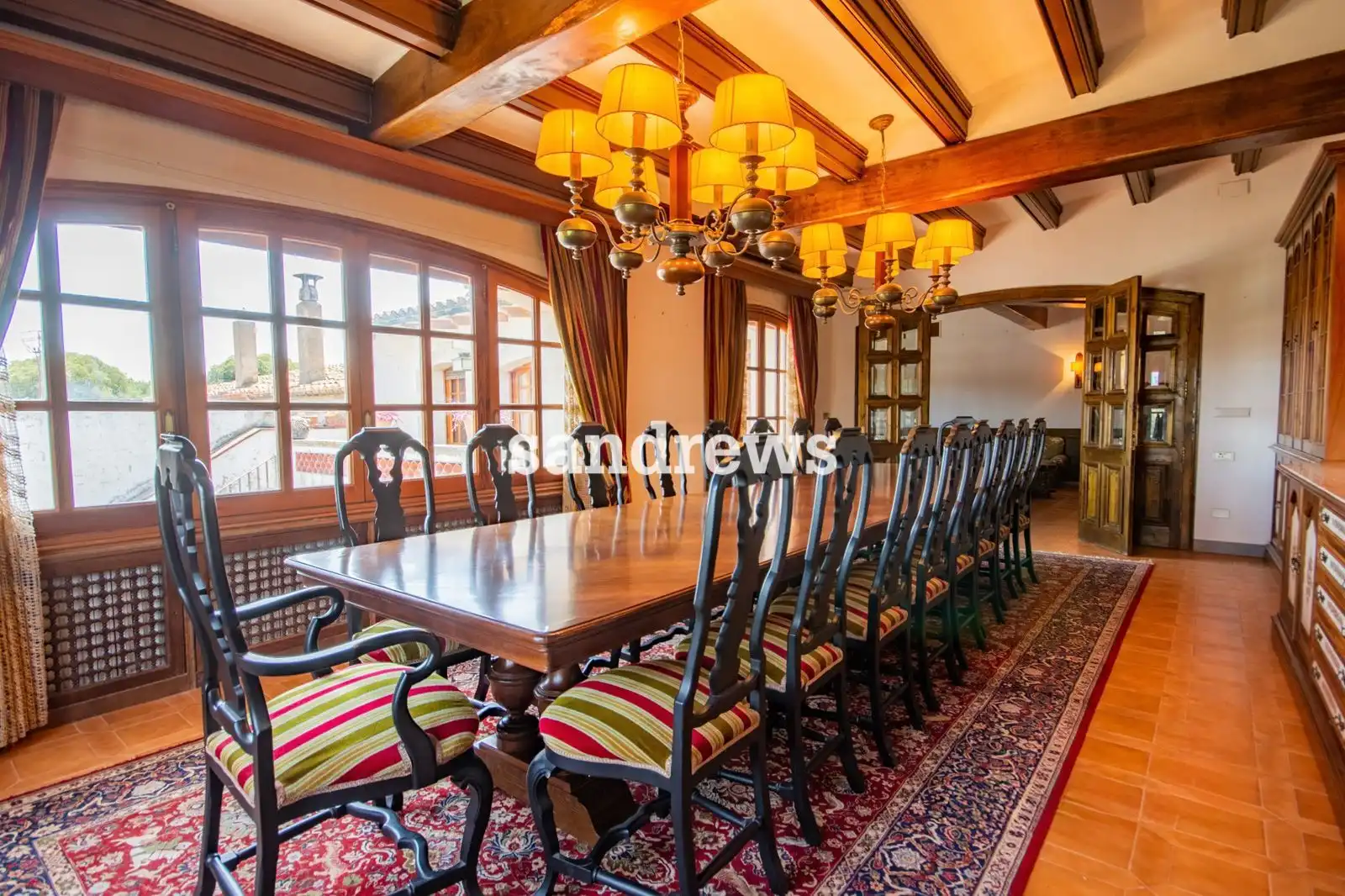 Esszimmer von Einfamilien-Reihenhaus zum Verkauf in Ordis mit Heizung, Privatgarten und Terrasse