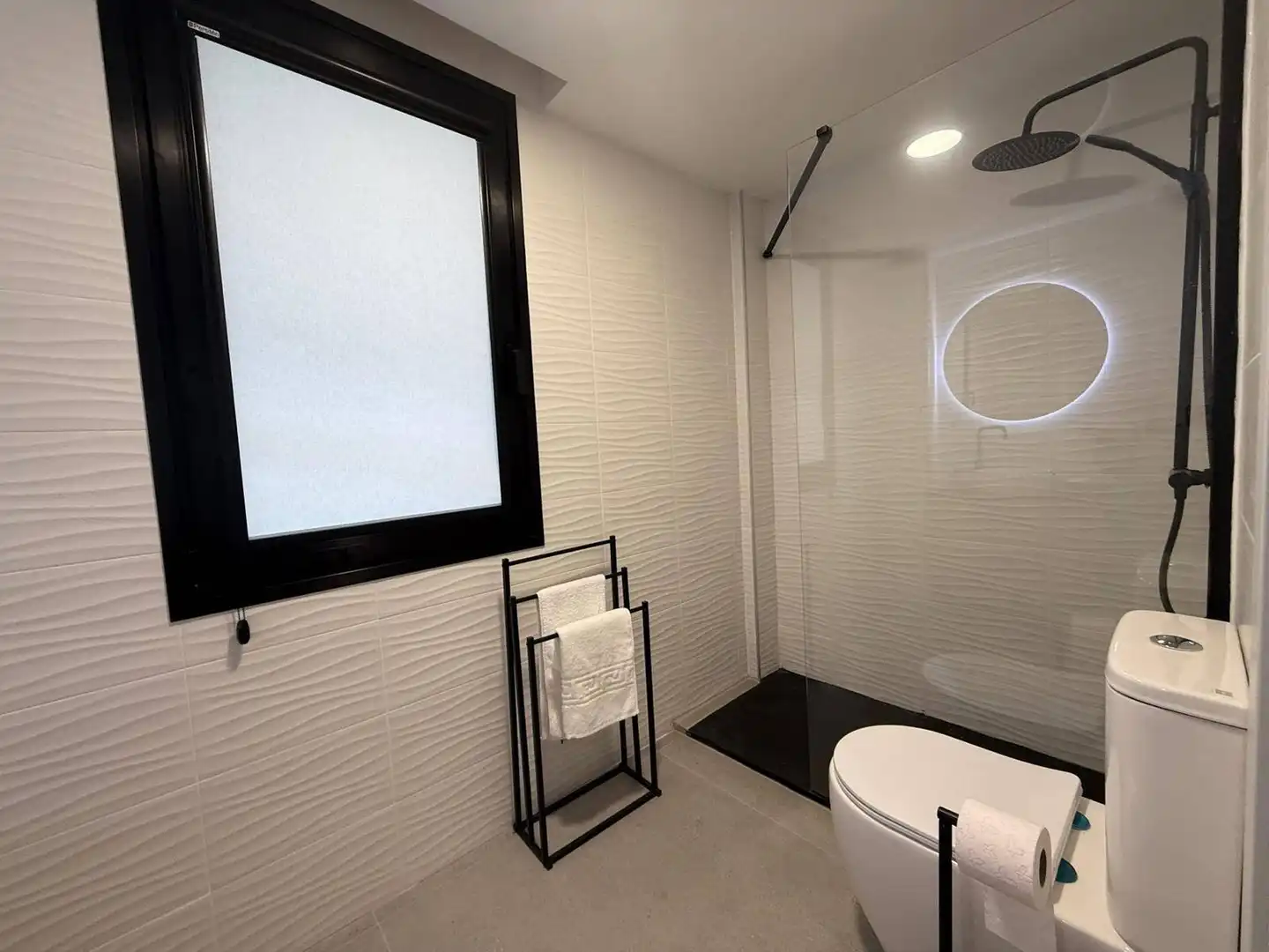 Baño de Loft de alquiler en San Bartolomé de Tirajana con Aire acondicionado