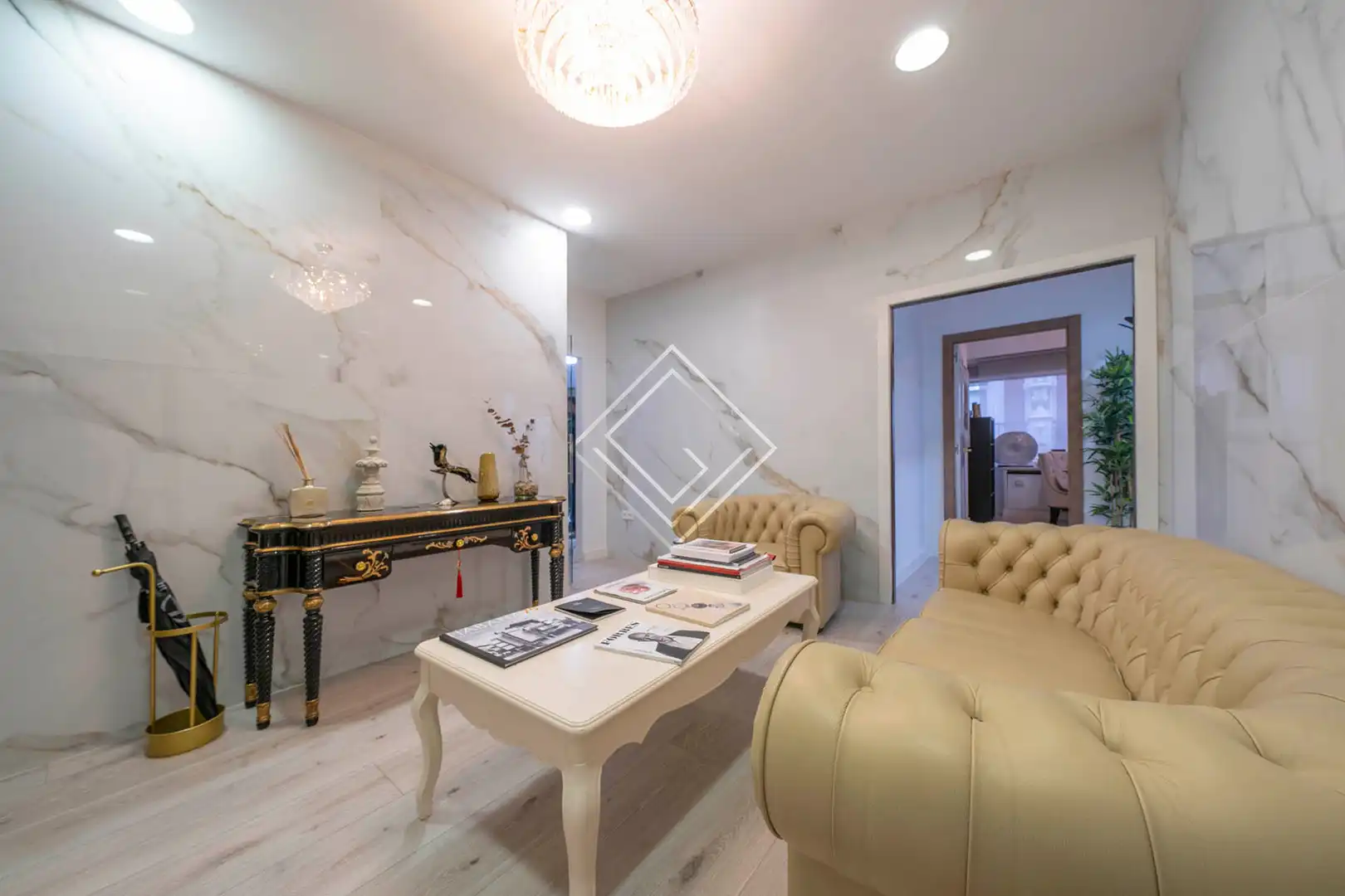 Living room of Office for sale in Madrid