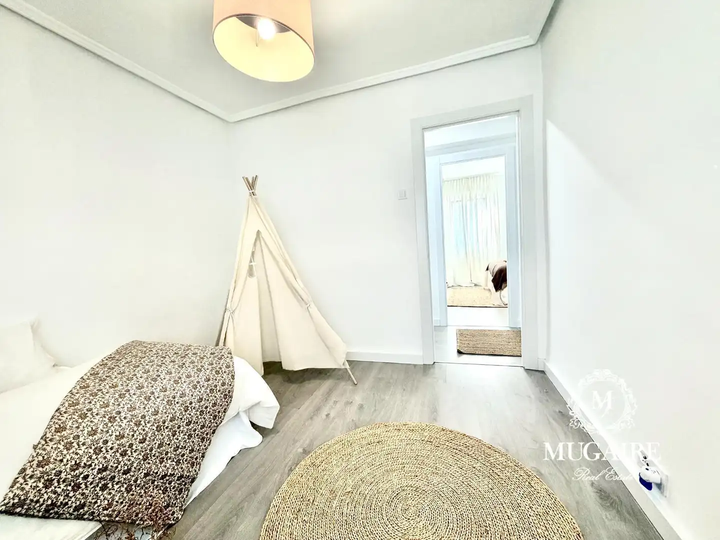 Piso con terraza en venta en Centro - Ariz - Uribarri, imagen 9