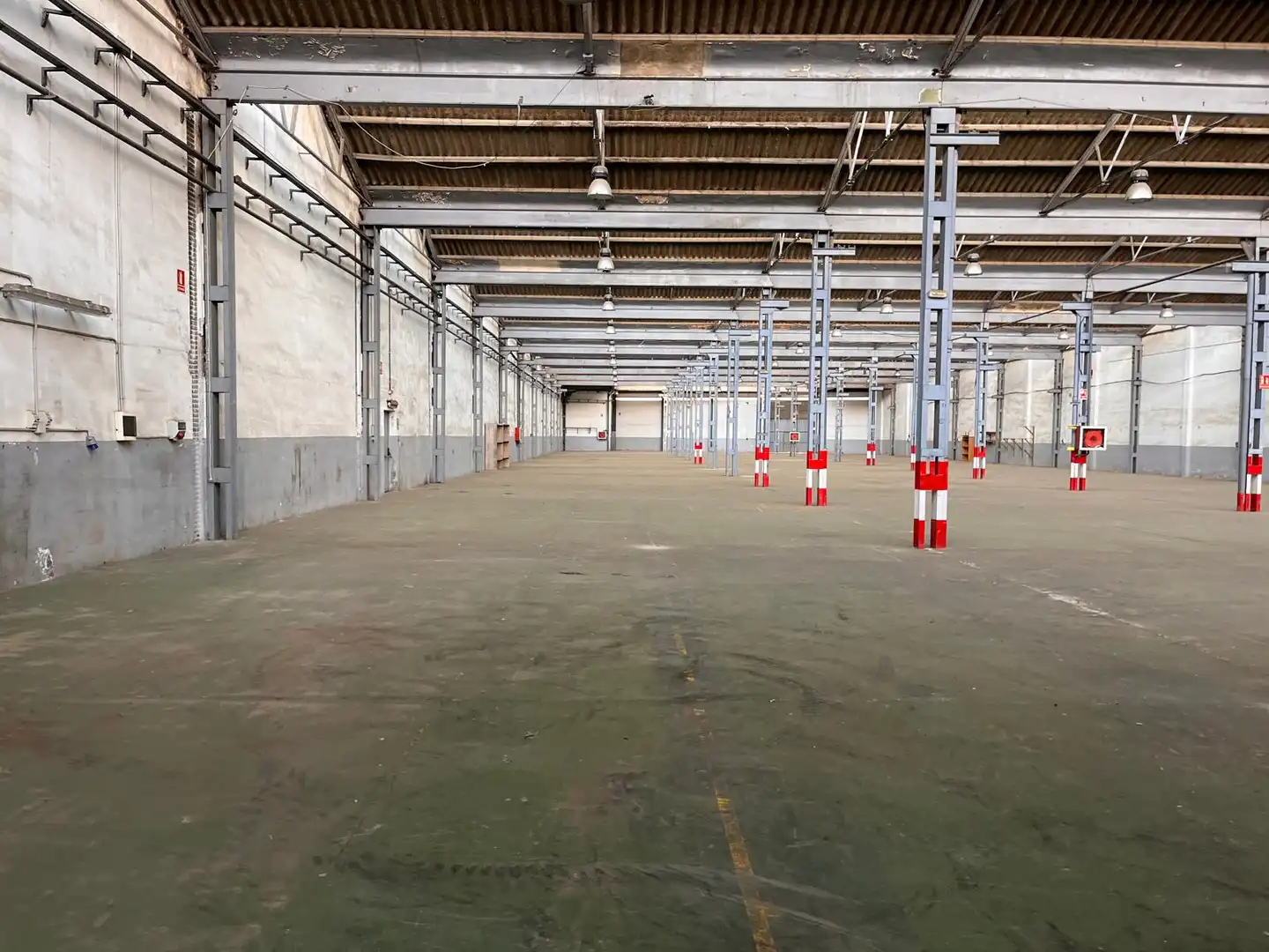 Industrial building to rent in Carretera de l'Hospitalet 64, imagen 4
