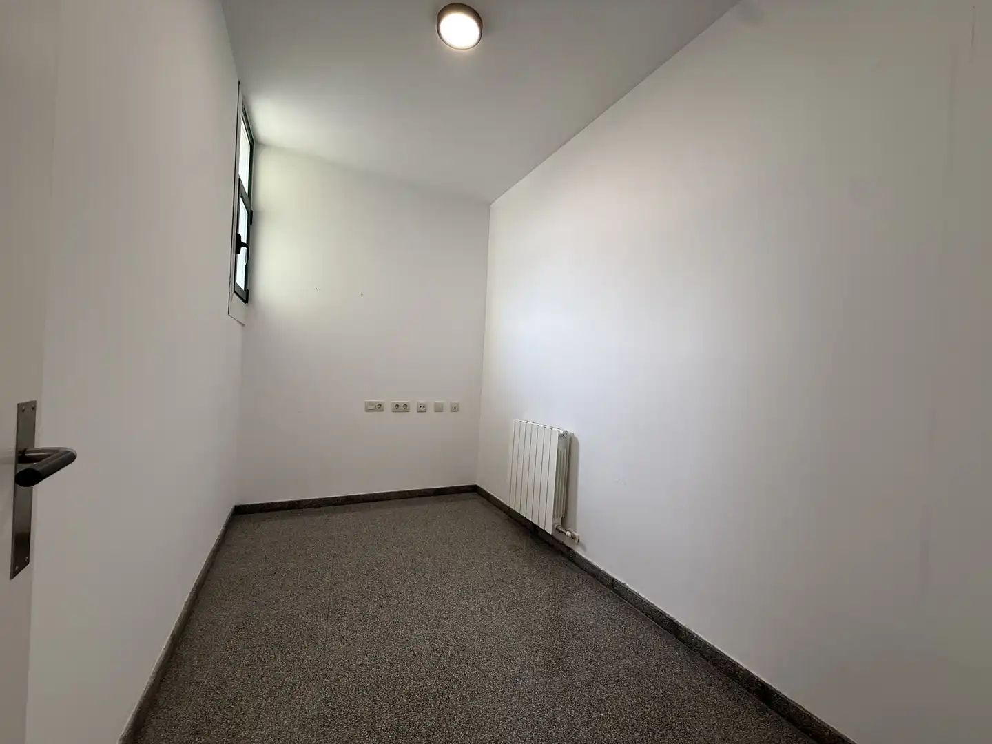Piso de alquiler en Rosselló con Calefacción