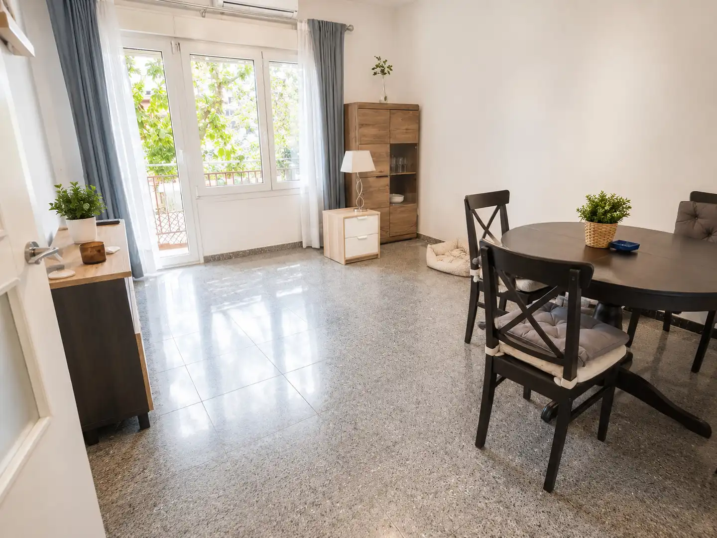 Sala d'estar de Casa o xalet en venda en Sabadell amb Aire condicionat, Terrassa i Balcó