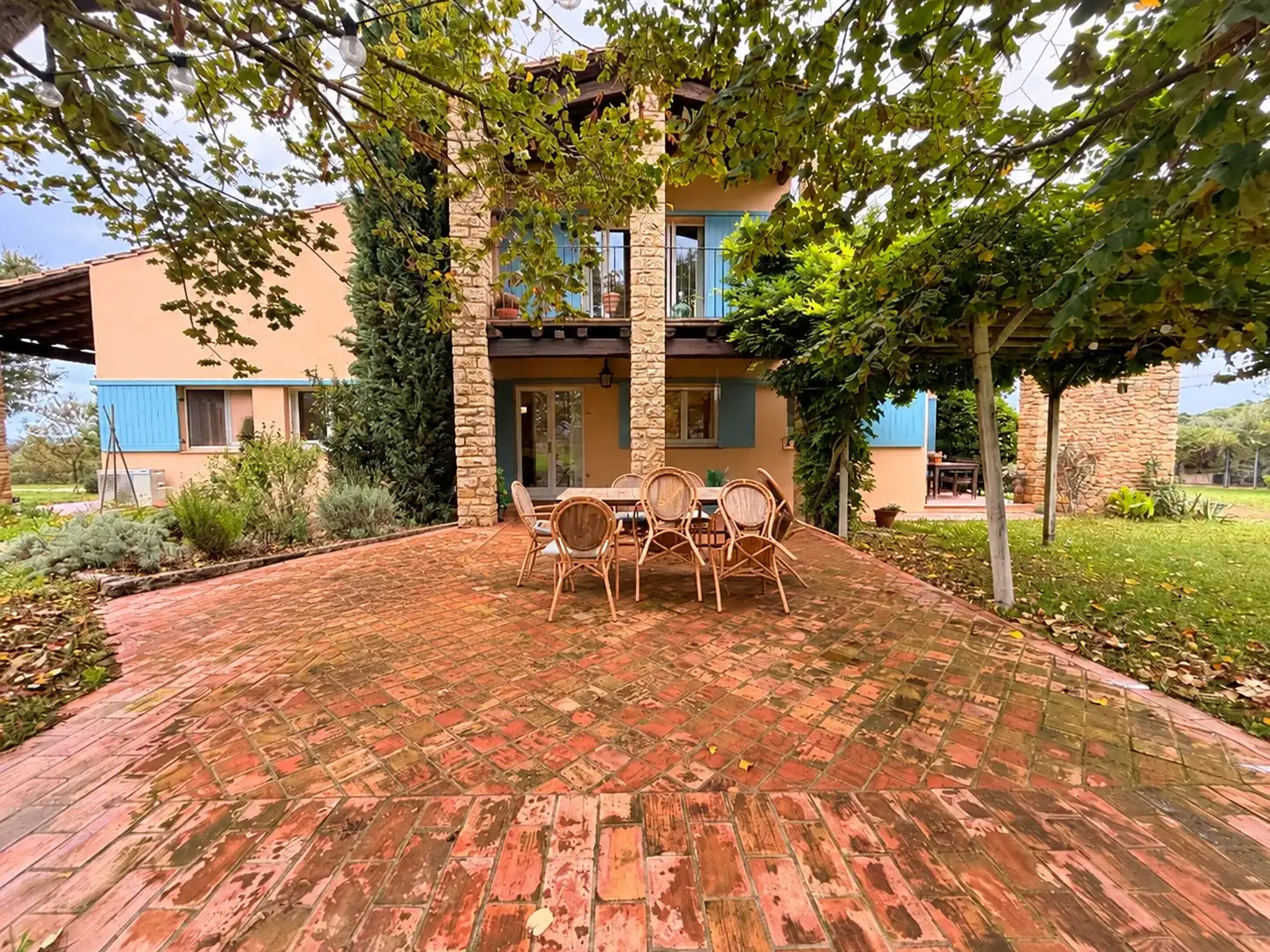 Casa amb balcó en venda a GI-644 52