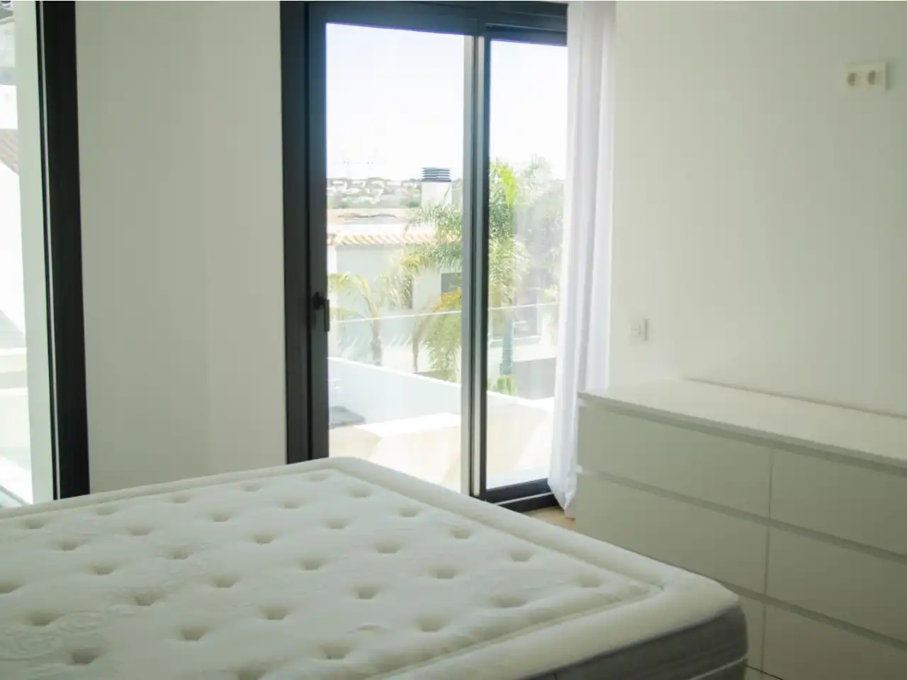 Dormitori de Casa o xalet en venda en Bétera amb Aire condicionat, Jardí privat i Terrassa