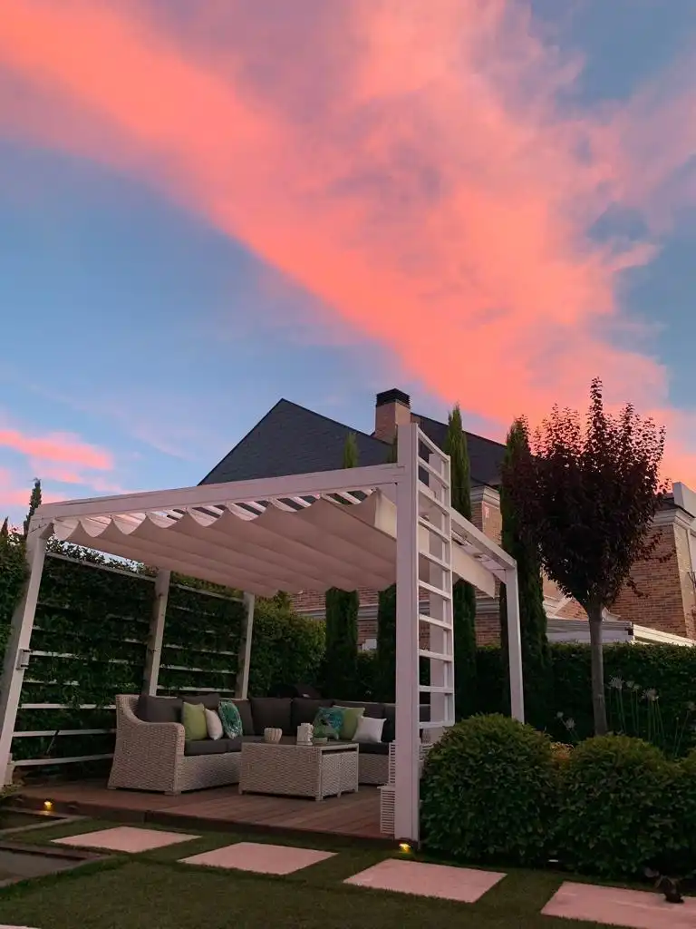Terraza de Casa adosada de alquiler en Boadilla del Monte con Aire acondicionado, Calefacción y Jardín privado