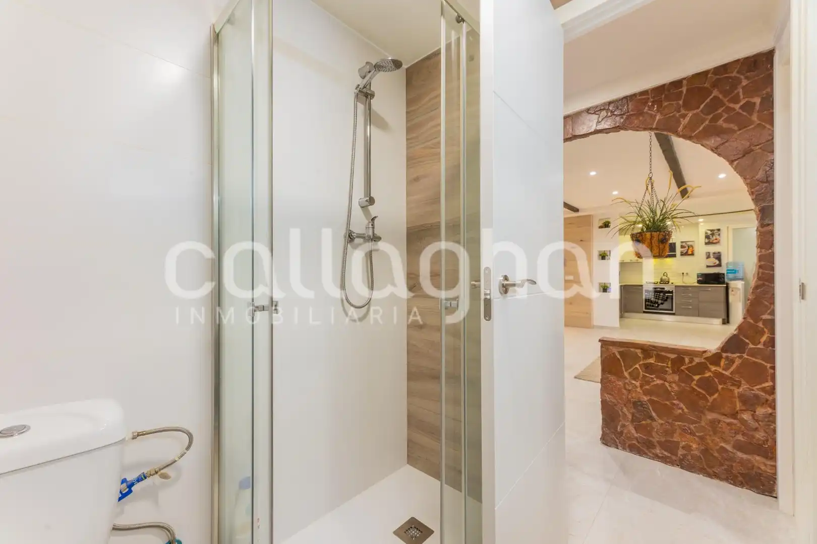Bany de Pis en venda en Valencia amb Aire condicionat, Calefacció i Terrassa