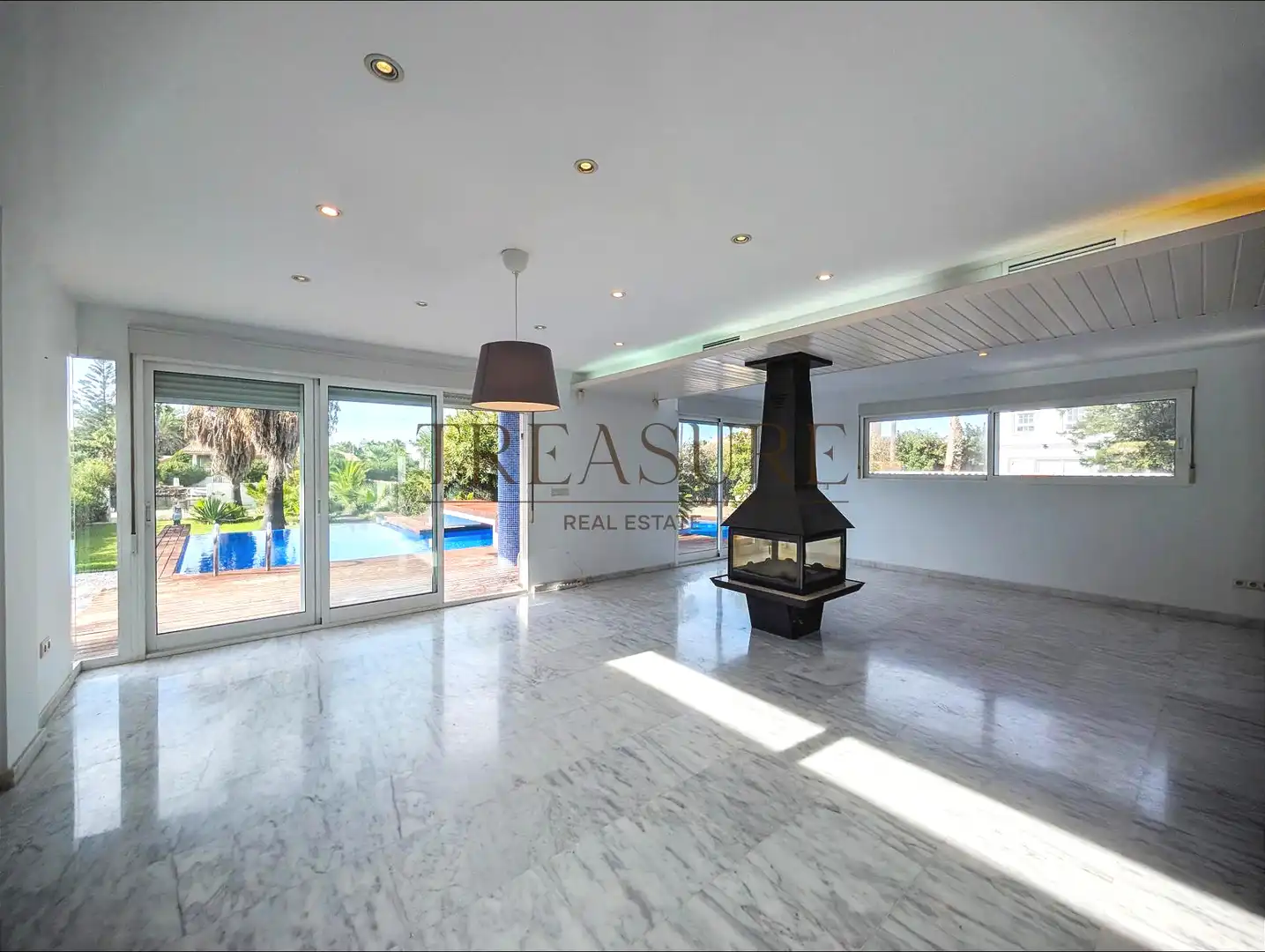 Exterior view of Houses for sale in La Manga del Mar Menor  with Air Conditioner, Private garden and Terrace