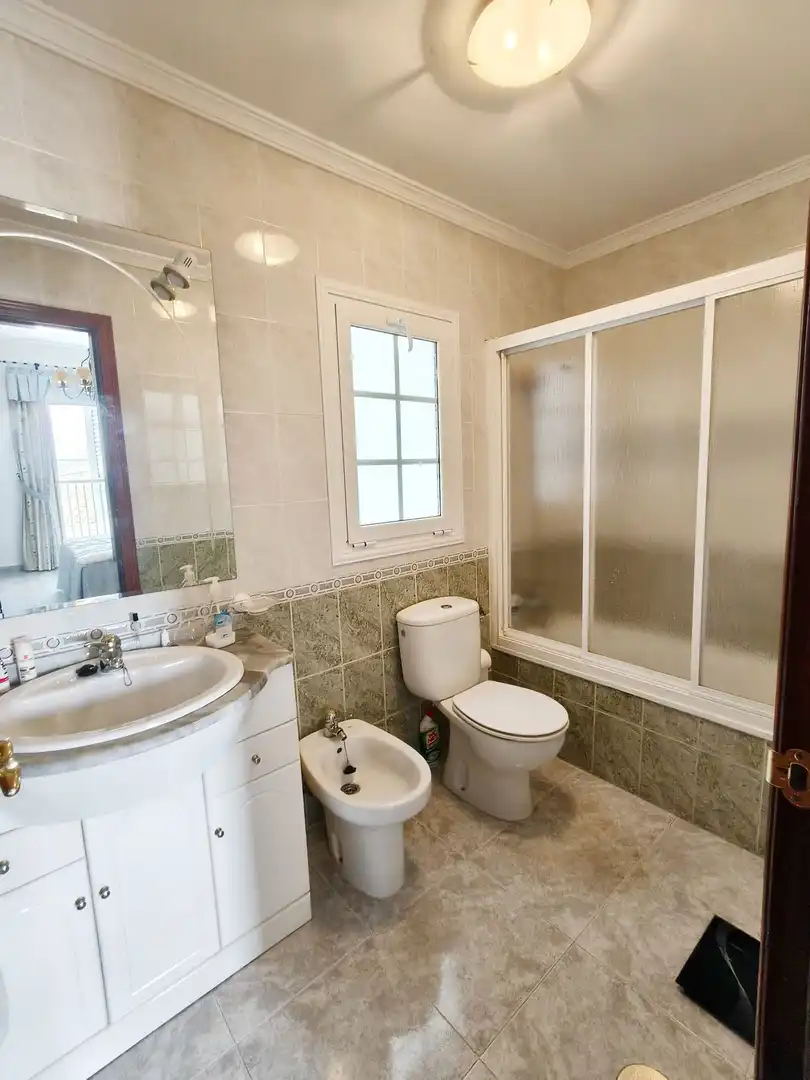 Baño de Piso en venta en Ingenio con Amueblado