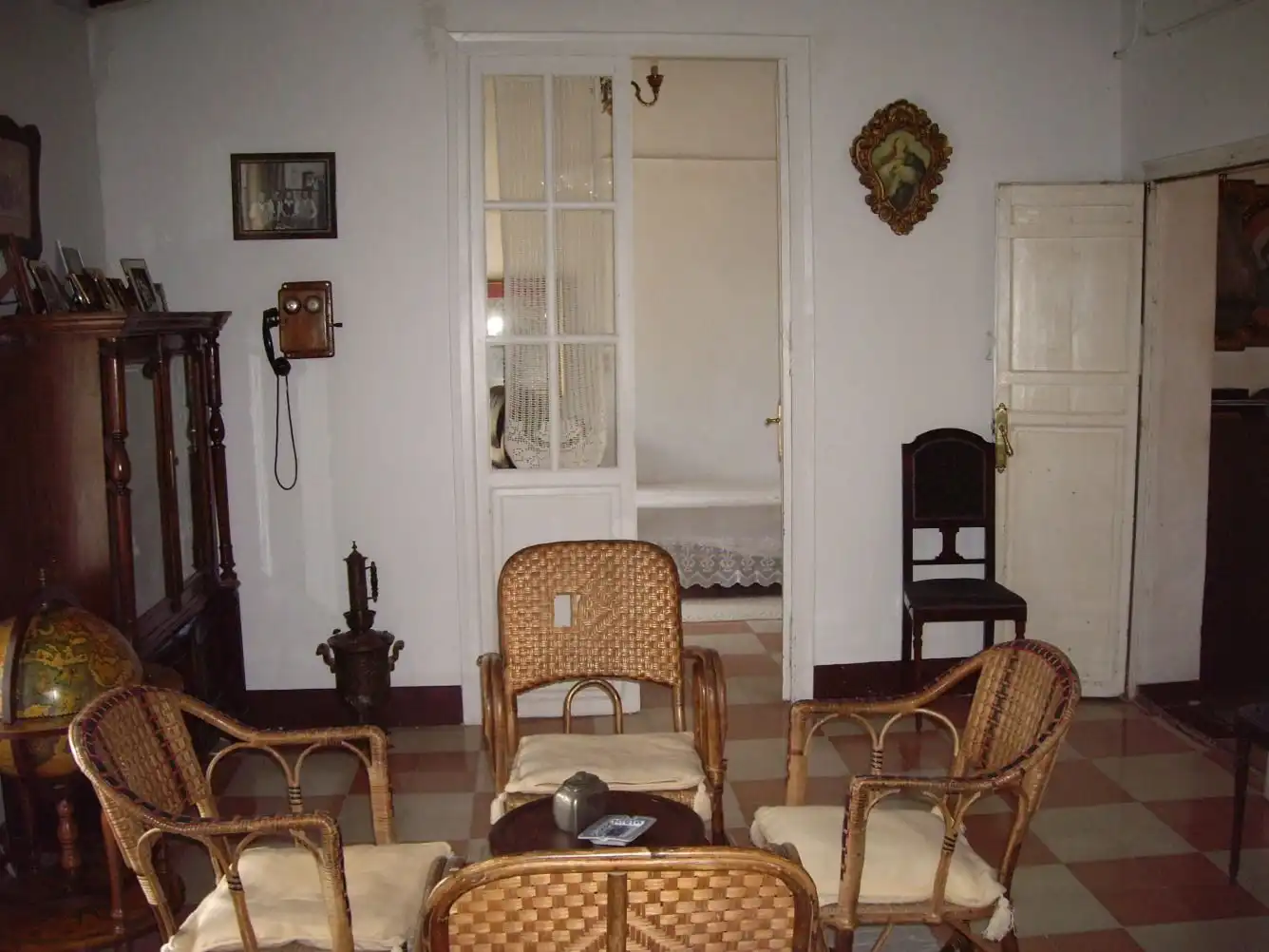 Sala d'estar de Finca rústica en venda en Alicante / Alacant amb Jardí privat, Terrassa i Traster