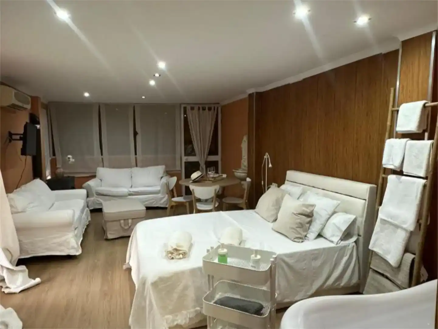 Schlafzimmer von Wohnung zur Miete in Écija mit Klimaanlage und Balkon