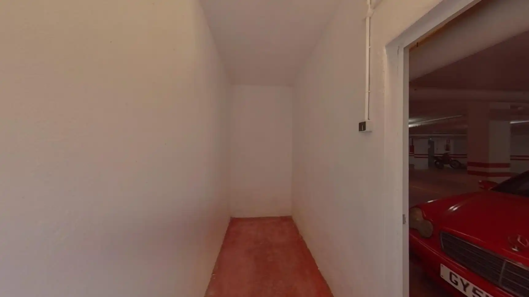 Flat for sale in Marbella  with Storage room and Swimming Pool