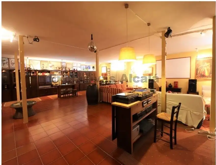 Casa o chalet en venta en Villalbilla con Aire acondicionado, Calefacción y Jardín privado