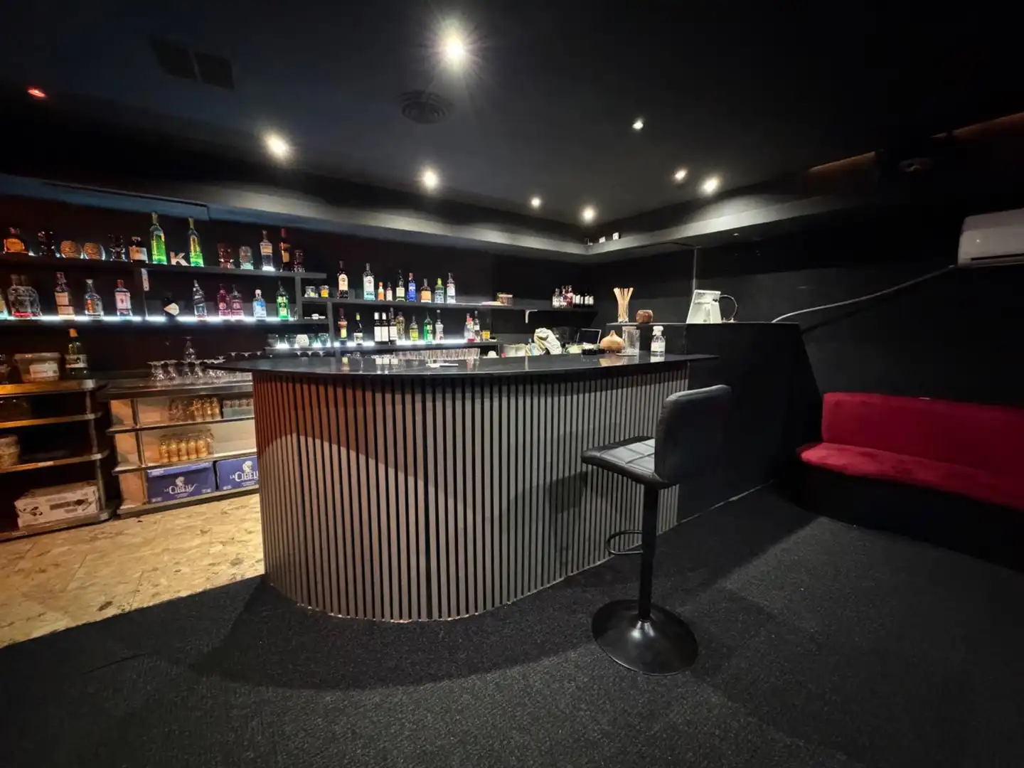 Commercial properties for rent in Alicante / Alacant  with Air Conditioner