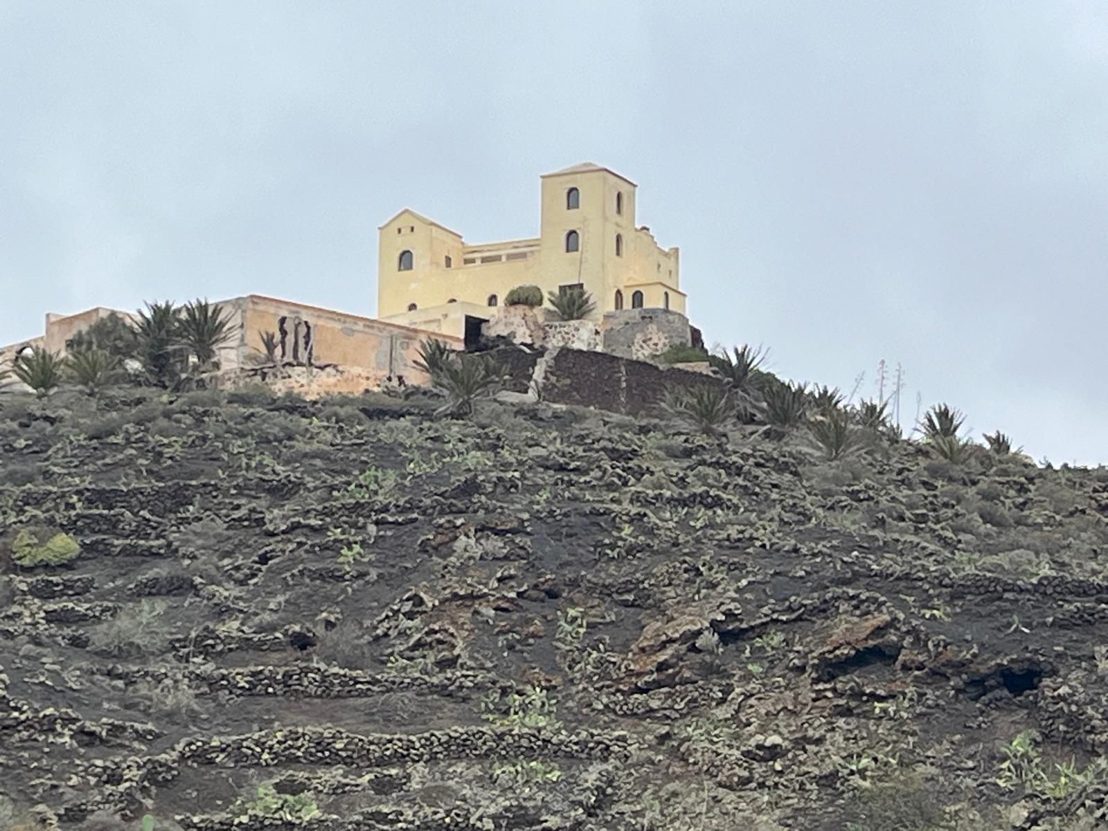 Vista exterior de Finca rústica en venda en Haría amb Jardí privat i Terrassa