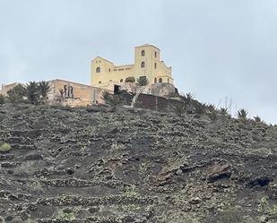 Vista exterior de Finca rústica en venda en Haría amb Jardí privat i Terrassa