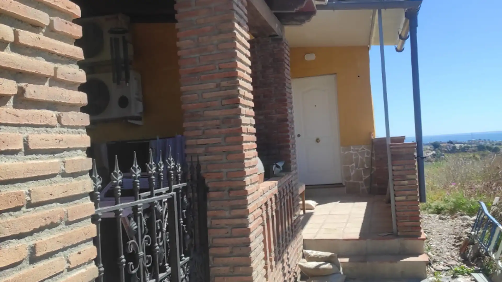 Vista exterior de Finca rústica de alquiler en Vélez-Málaga con Amueblado, Balcón y Se aceptan mascotas