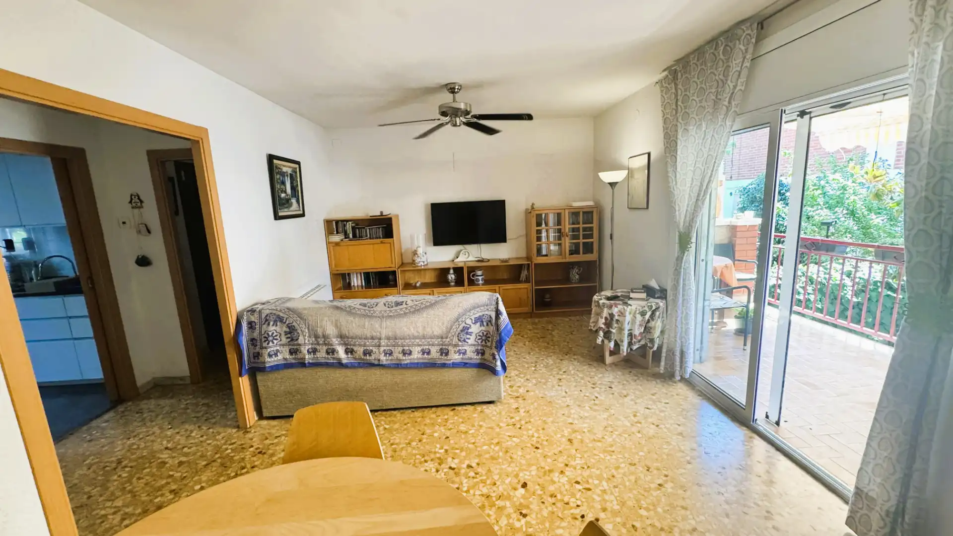 Living room of Ground floor for sale in Calafell  with Heating, Private garden and Terrace