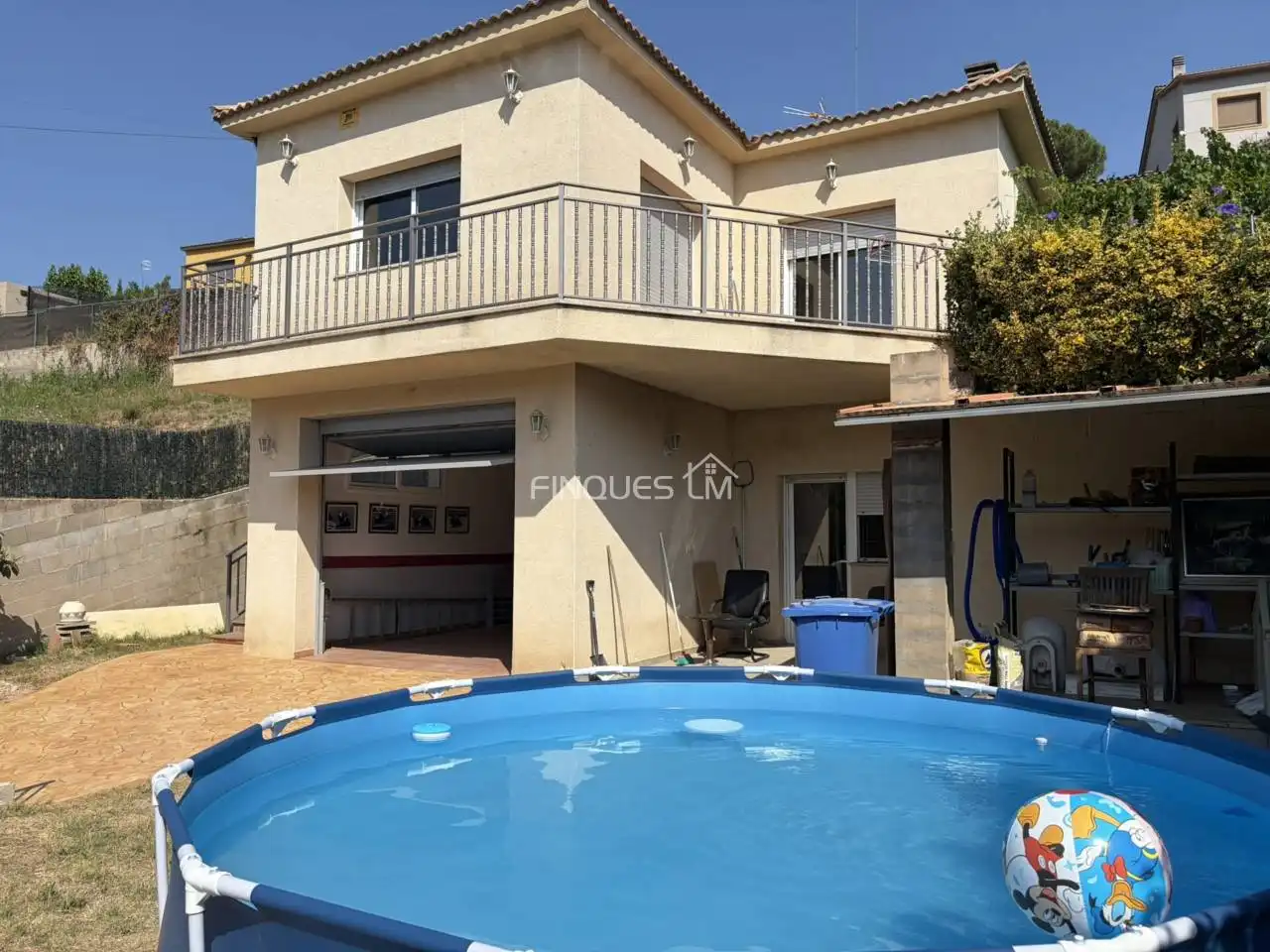 Vista exterior de Casa o xalet en venda en Tordera amb Aire condicionat, Calefacció i Jardí privat