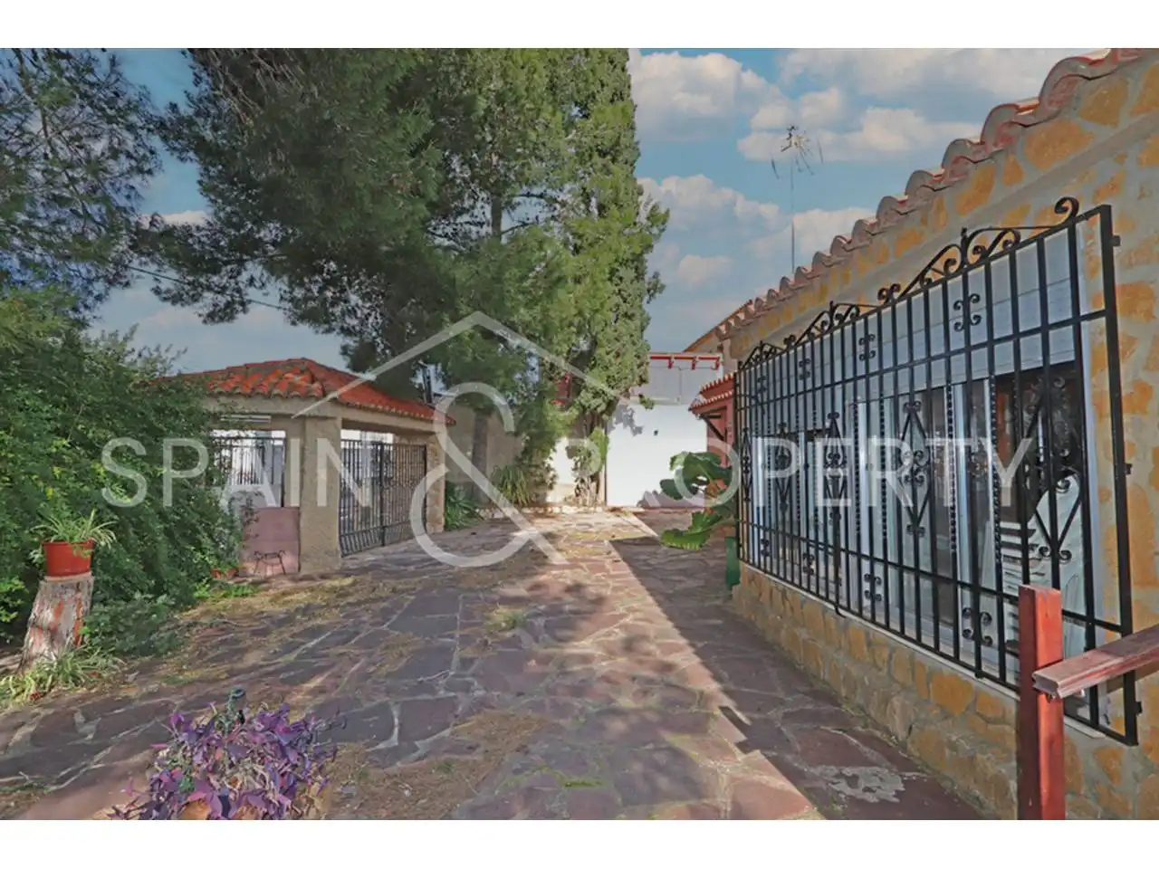 Exterior view of Houses for sale in Torrent  with Air Conditioner, Heating and Private garden