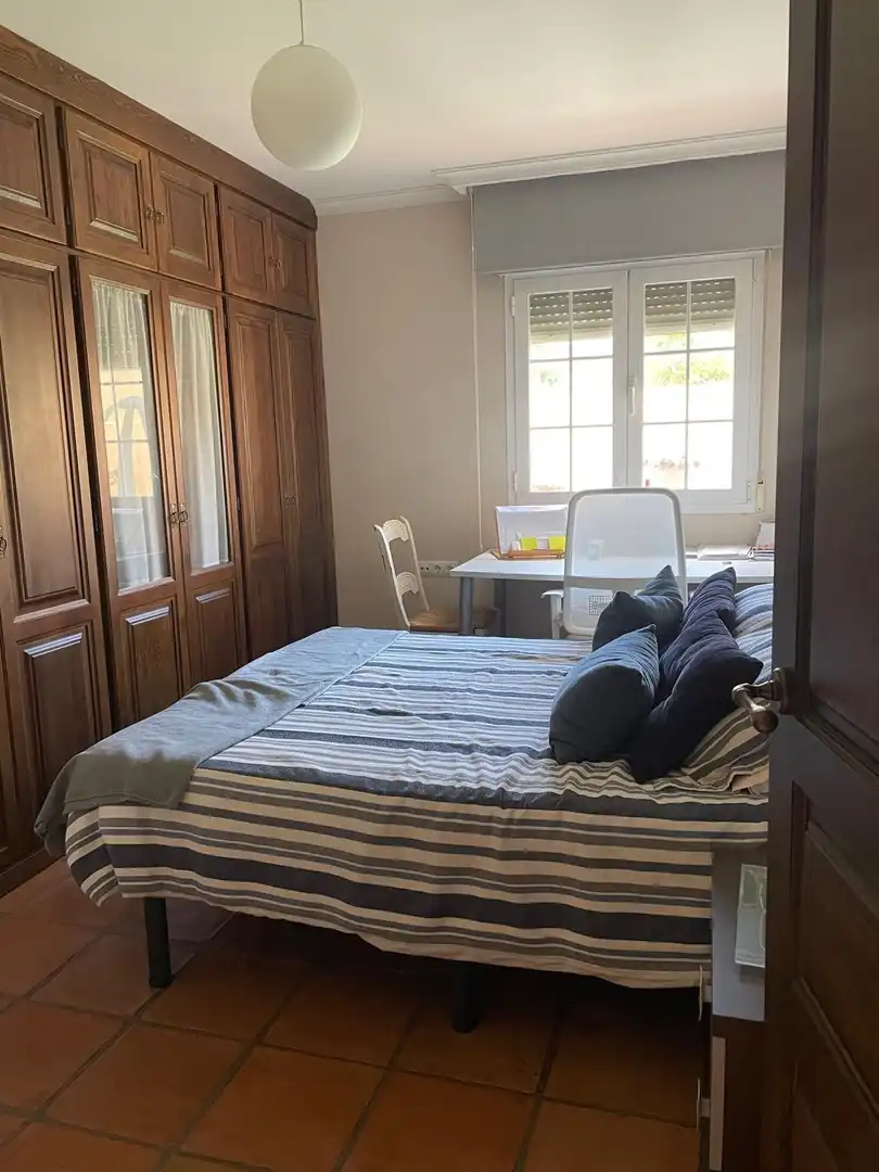 Bedroom of Houses for sale in Algeciras  with Air Conditioner, Private garden and Swimming Pool