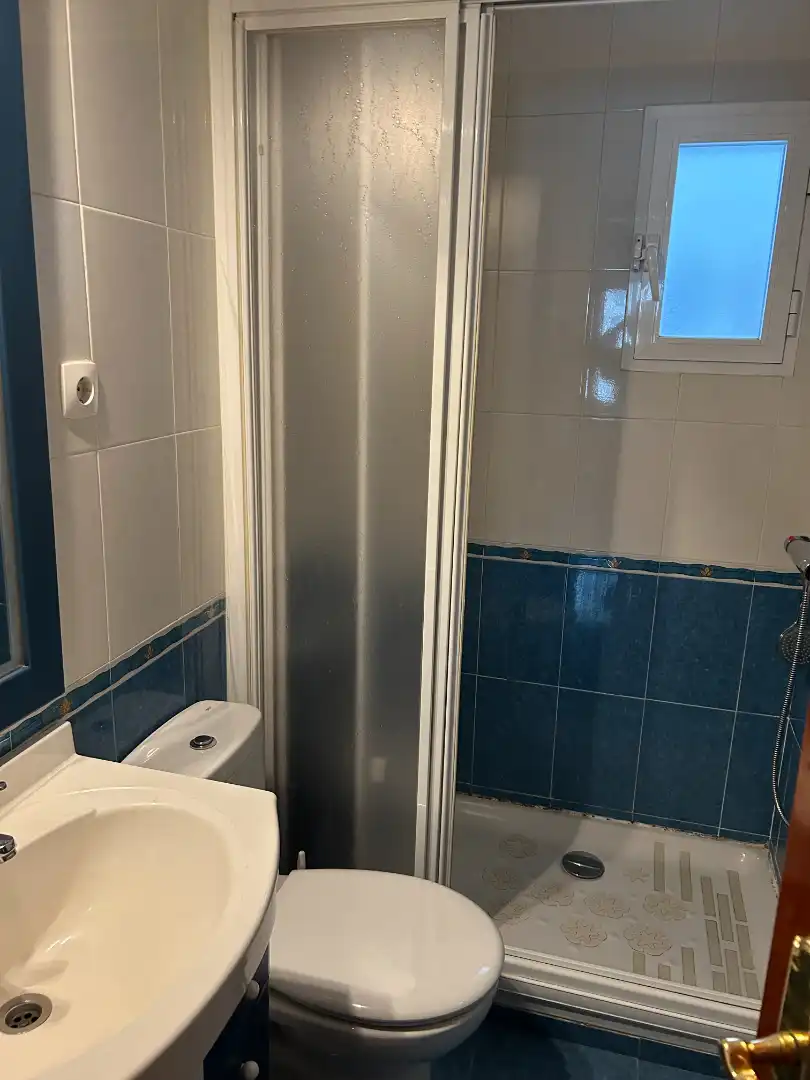 Baño de Piso de alquiler en Fuencarral - El Pardo