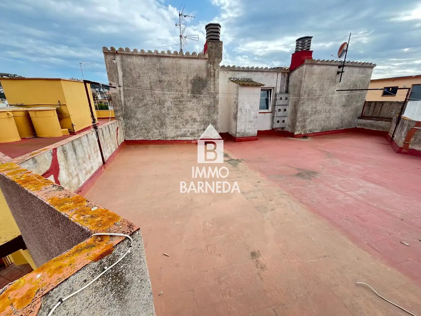 Exterior view of Flat for sale in Roses  with Air Conditioner, Heating and Furnished