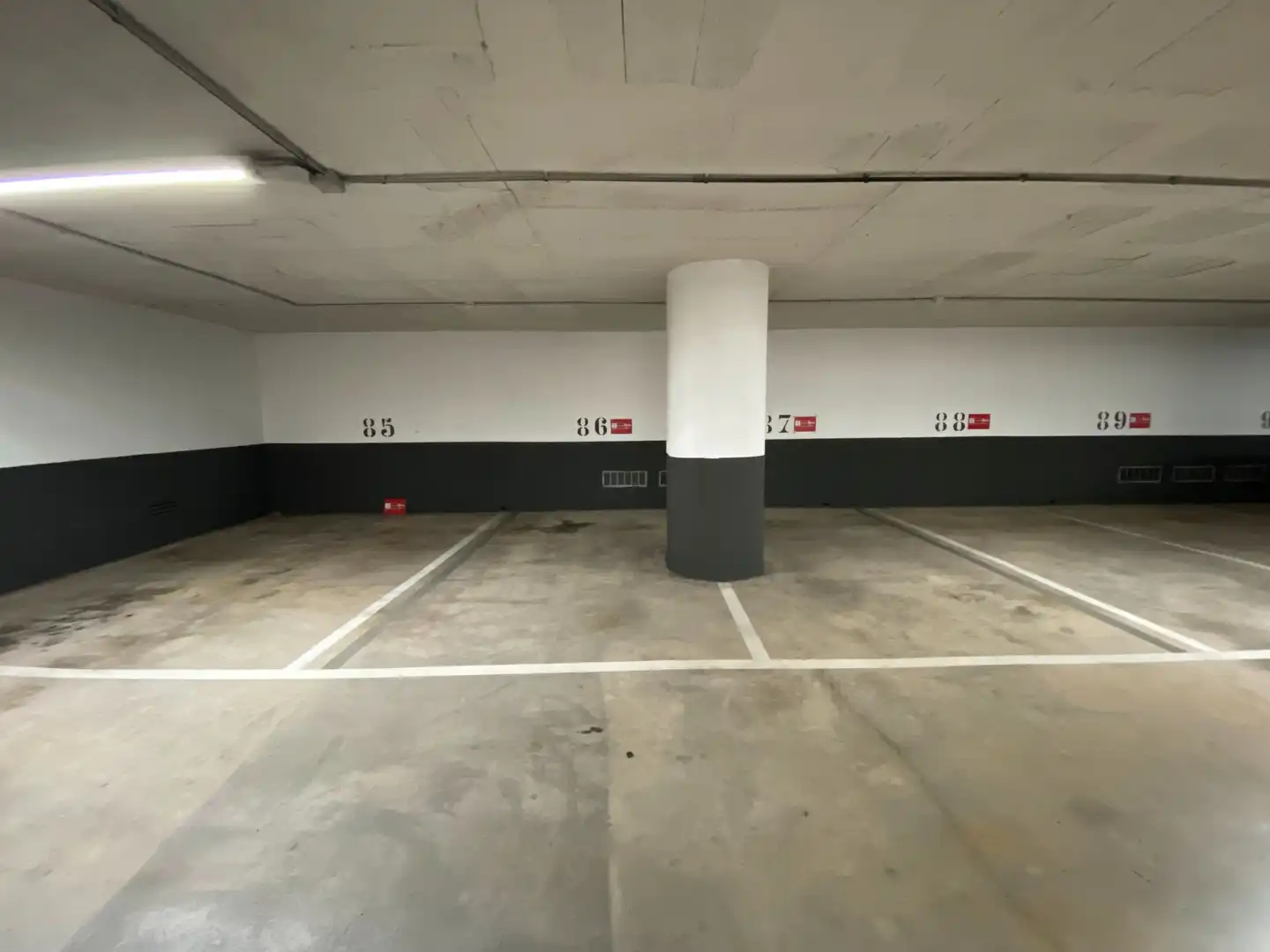 Parking de Oficina en venta en Sabadell con Calefacción