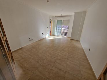 Piso con balcón en venta en Casco Antiguo