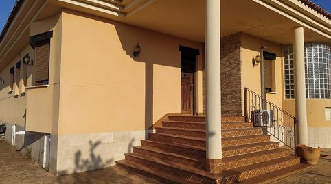 Excelente chalet en pleno centro de Yecla