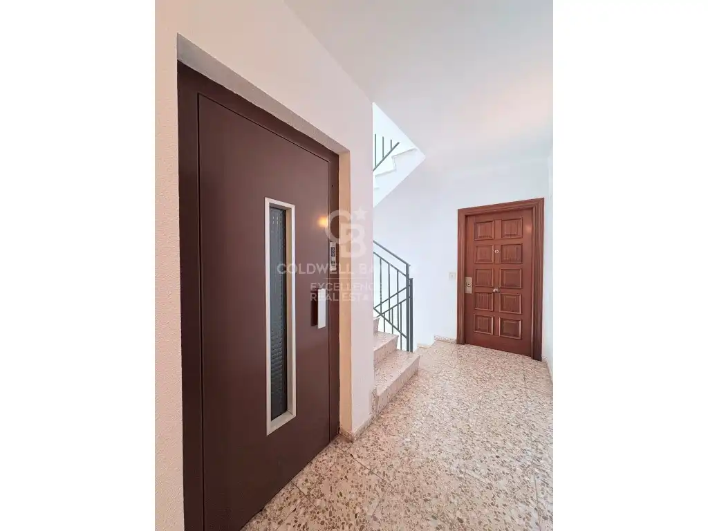 Piso en venta en Castellón de la Plana / Castelló de la Plana con Aire acondicionado y Terraza
