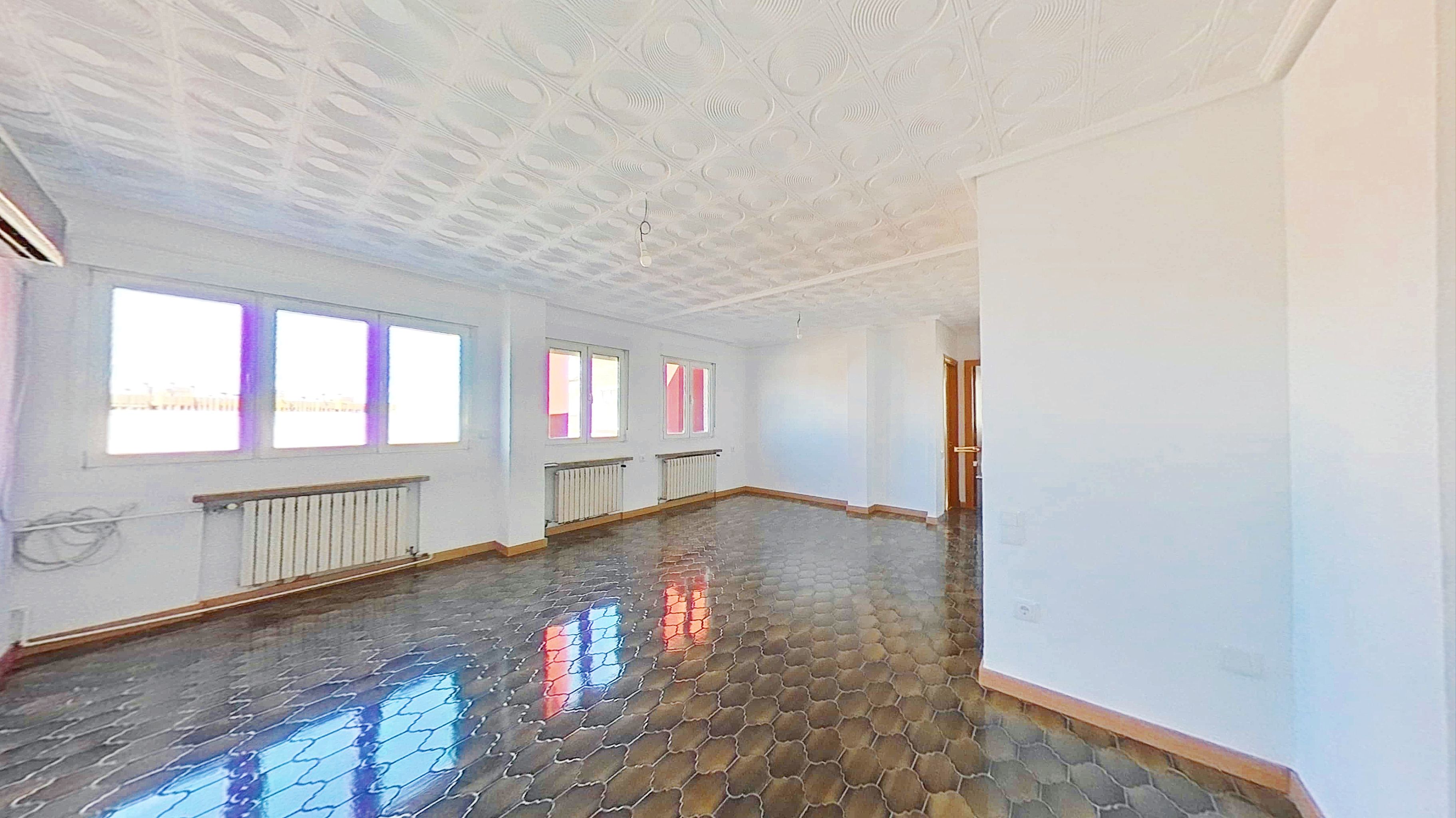 Sala d'estar de Pis en venda en  Zaragoza Capital amb Calefacció, Terrassa i Forn