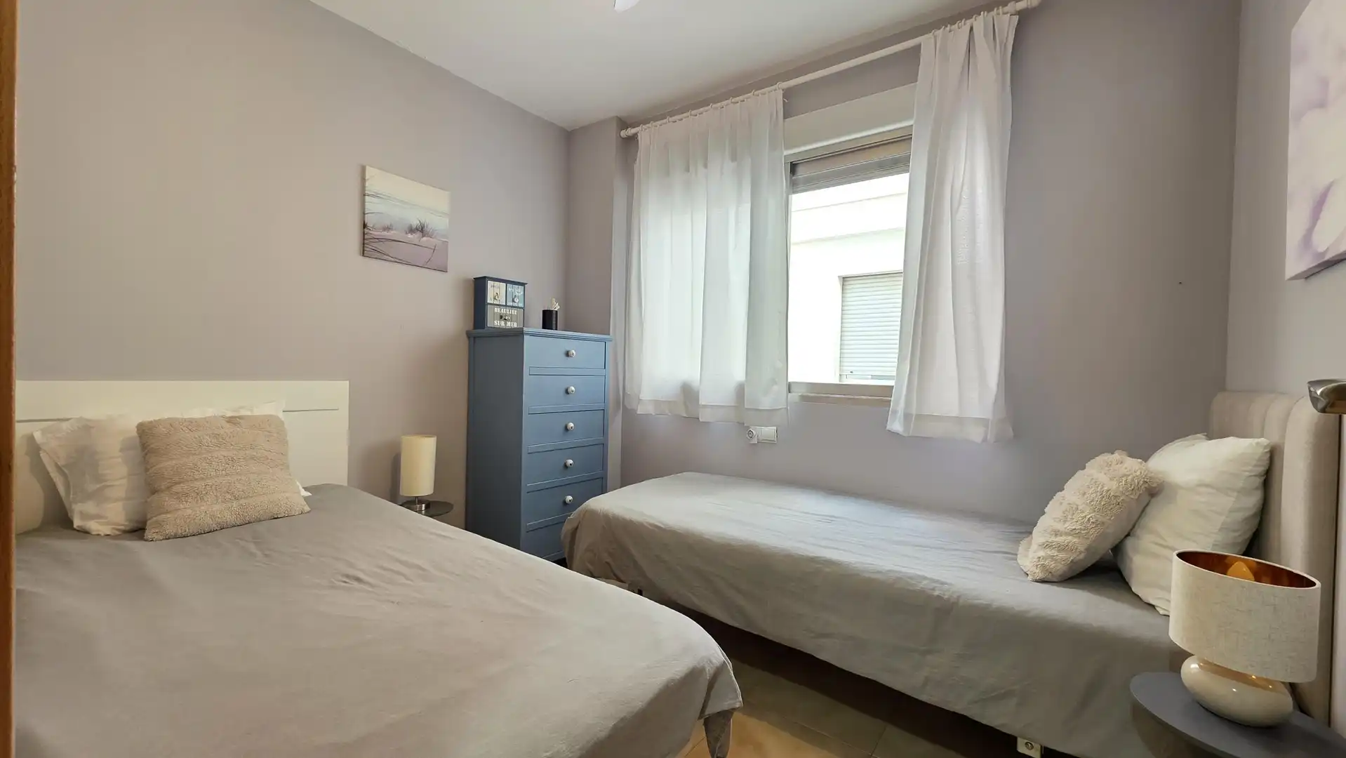 Habitación de Piso en venta en Gandia con Aire acondicionado, Amueblado y Balcón