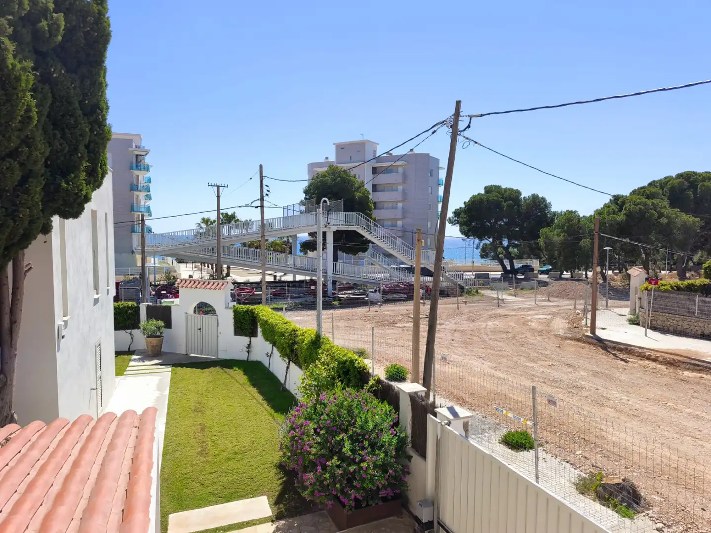 Vista exterior de Apartament en venda en Mont-roig del Camp amb Terrassa, Traster i Forn