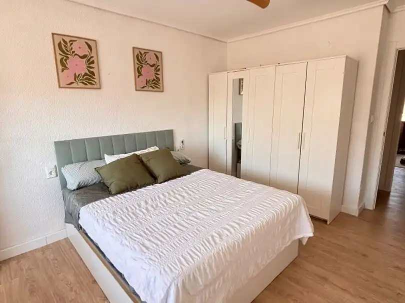 Schlafzimmer von Wohnung zur Miete in Castellón de la Plana / Castelló de la Plana mit Möbliert, Ofen und Waschmaschine