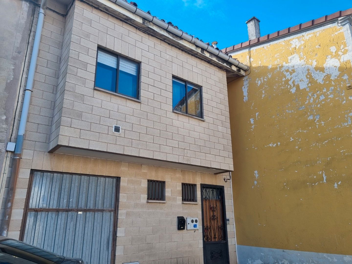 Vista exterior de Casa o xalet en venda en Ibeas de Juarros amb Calefacció i Traster