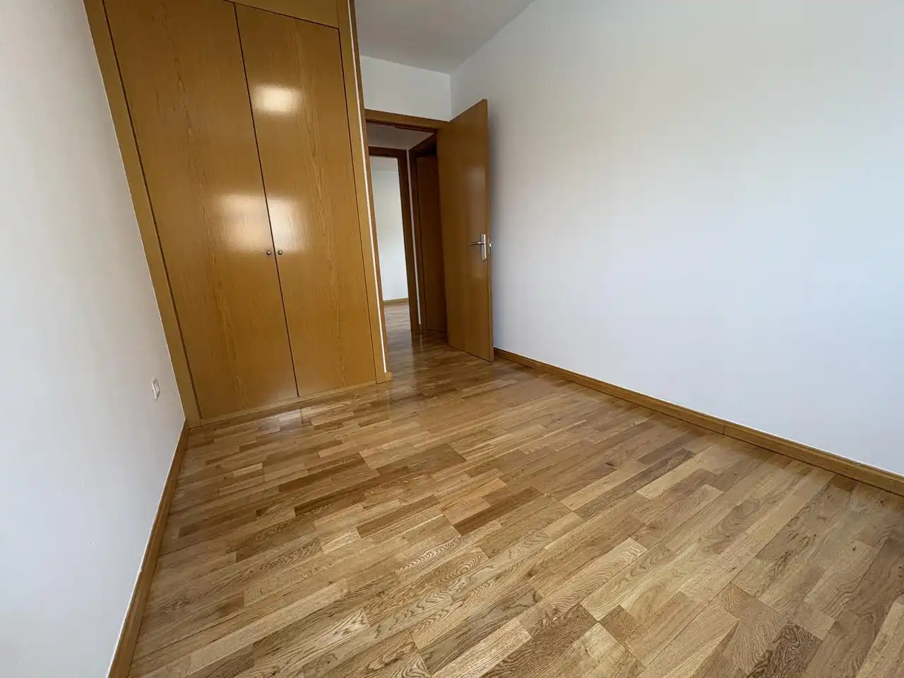 Piso en venta en Madrid con Calefacción, Terraza y Trastero