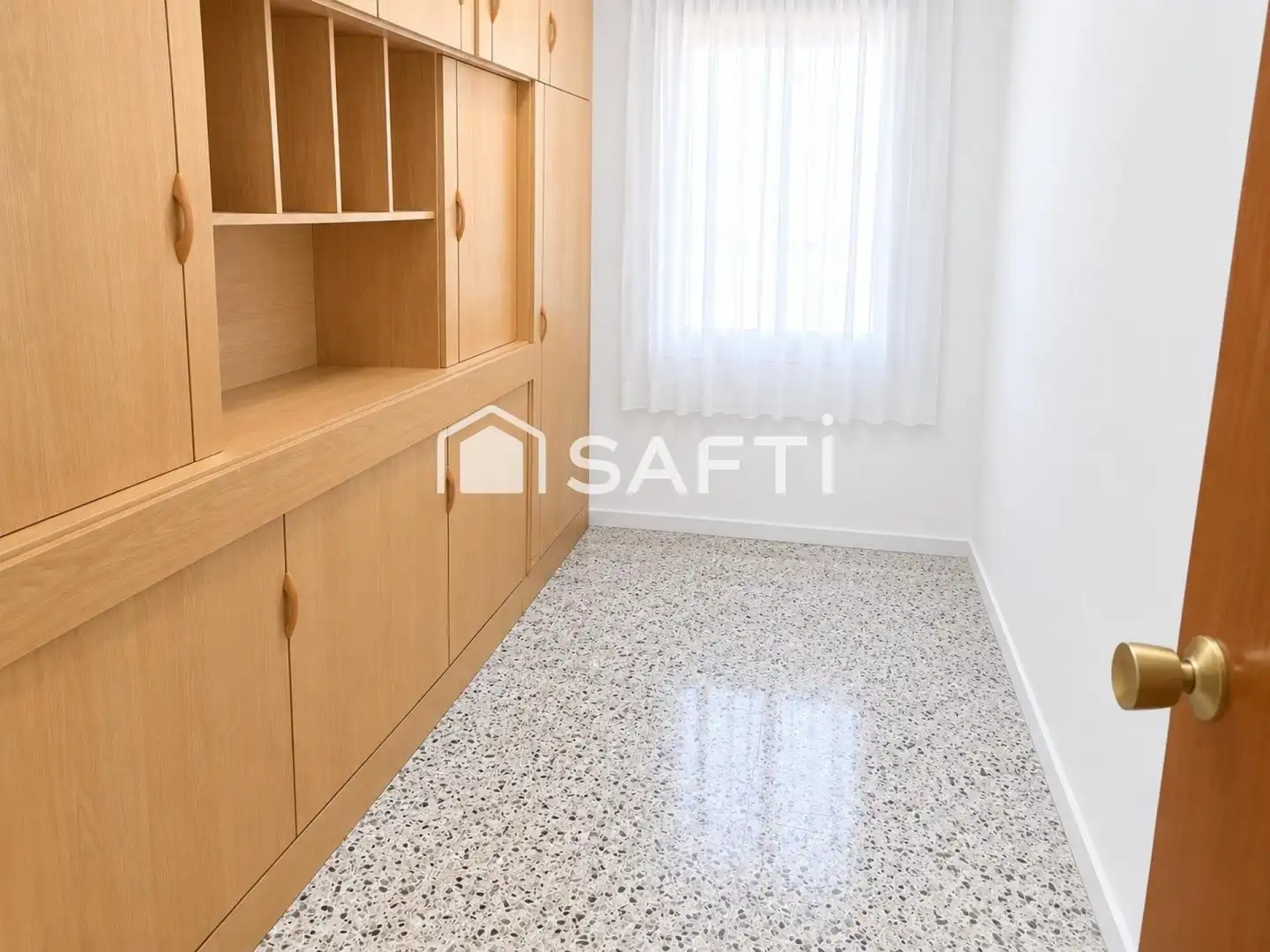 Apartamento con terraza en venta en Riu Sud, imagen 6