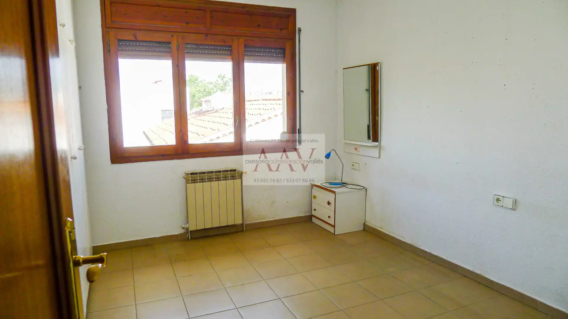 Habitación de Casa o chalet en venta en Cerdanyola del Vallès con Calefacción, Jardín privado y Terraza