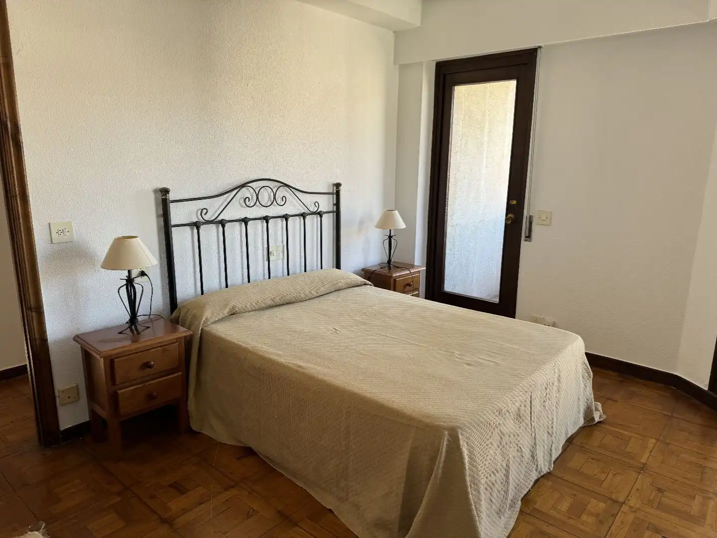 Schlafzimmer von Wohnung zum Verkauf in Ourense Capital  mit Balkon
