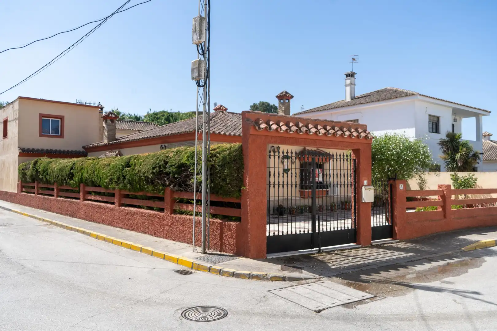 Vista exterior de Casa o xalet en venda en Sanlúcar de Barrameda amb Jardí privat