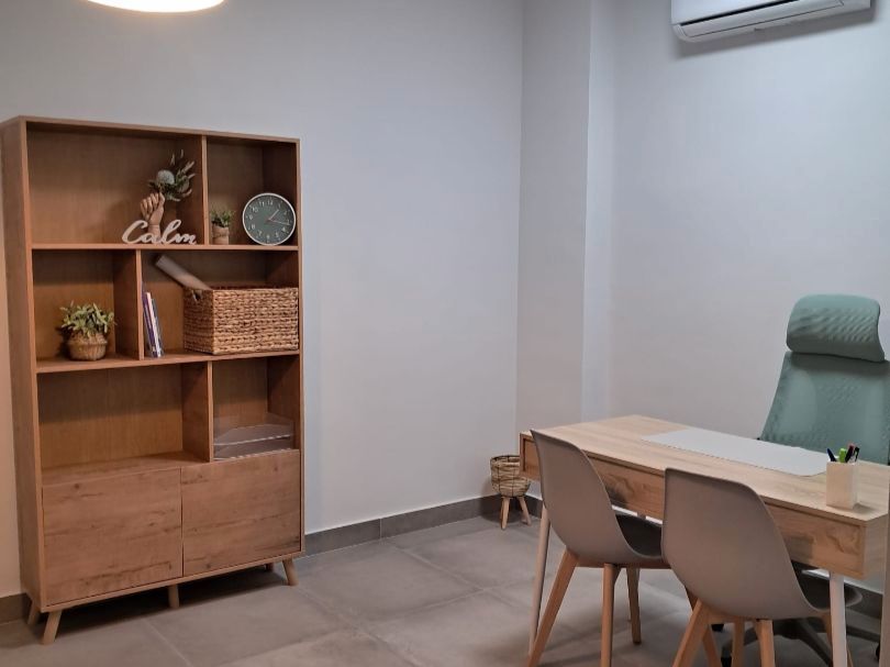 Dining room of Office to rent in Badajoz Capital  with Air Conditioner, Heating and Furnished