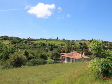 Terreny residencial en venda a Gijón - La Caleya l Riu 221