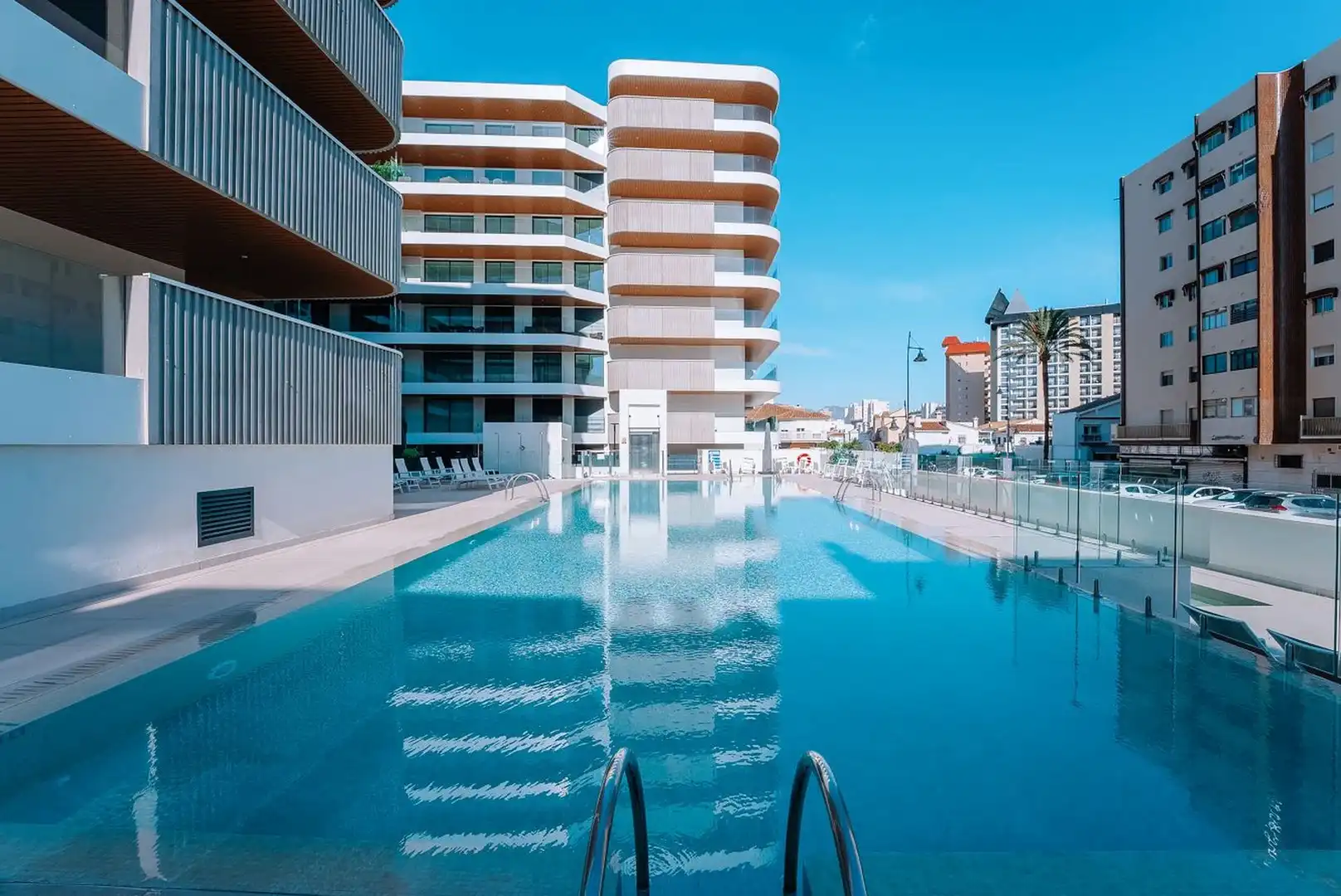 Flat with pool for sale in Castillo Sohail - Myramar, imagen 4