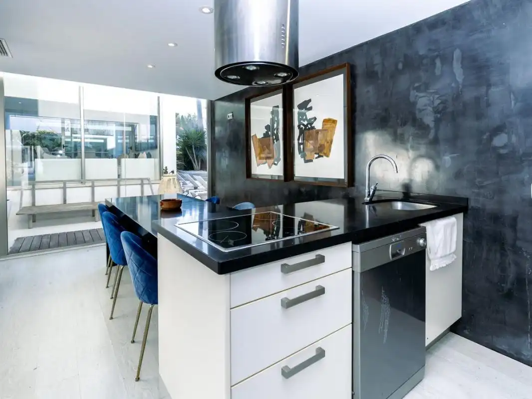 Cocina de Casa adosada en venta en Sant Josep de sa Talaia con Aire acondicionado, Calefacción y Piscina