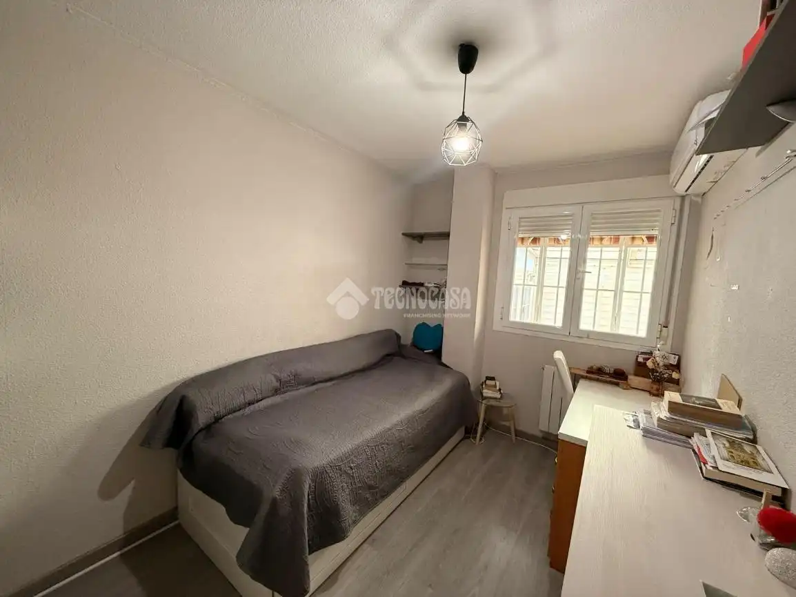 Piso con ascensor en venta en Parque Oeste - Fuente Cisneros, imagen 16
