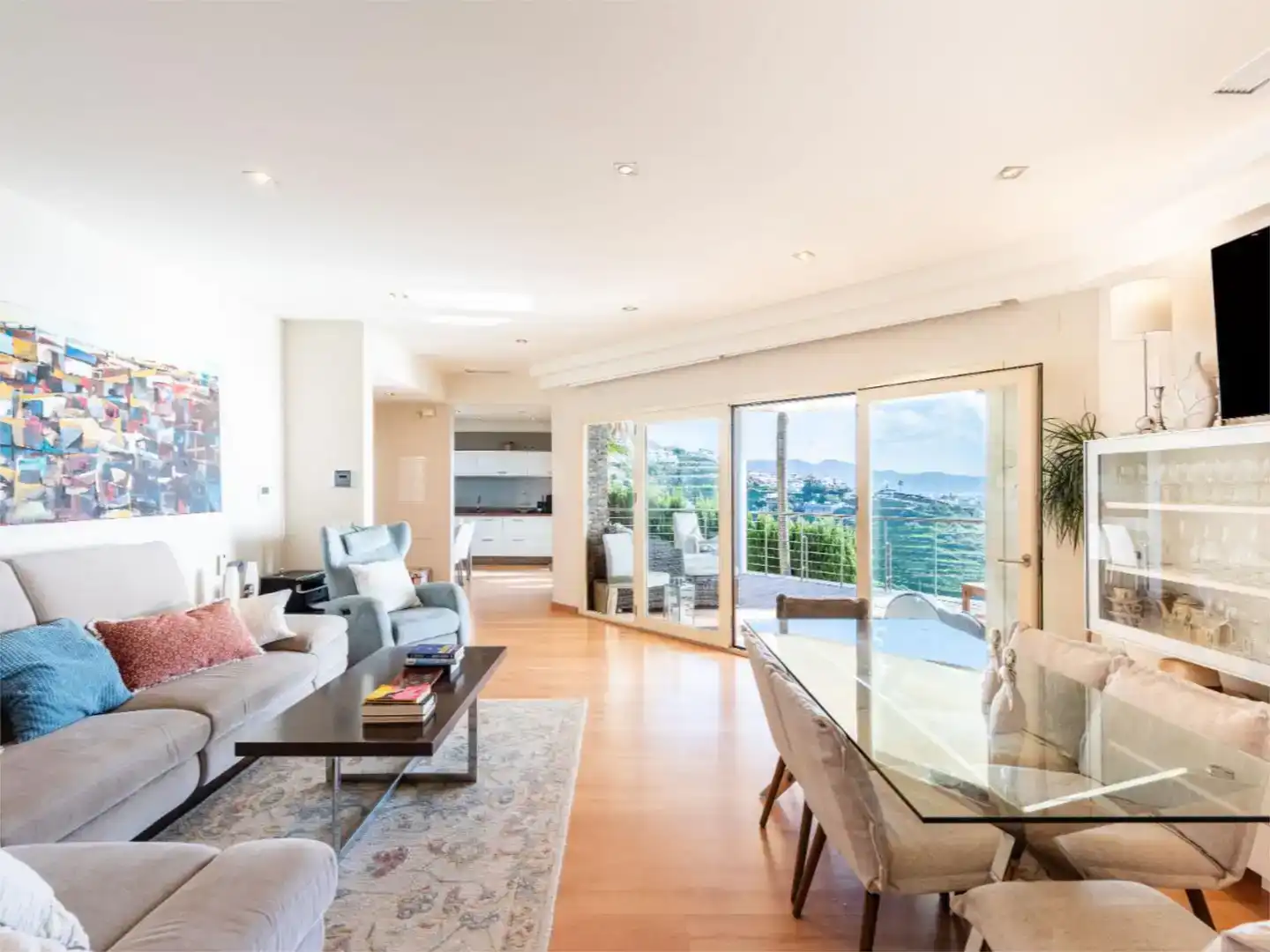 Wohnzimmer von Wohnung zum Verkauf in Torrox mit Klimaanlage, Schwimmbad und Balkon