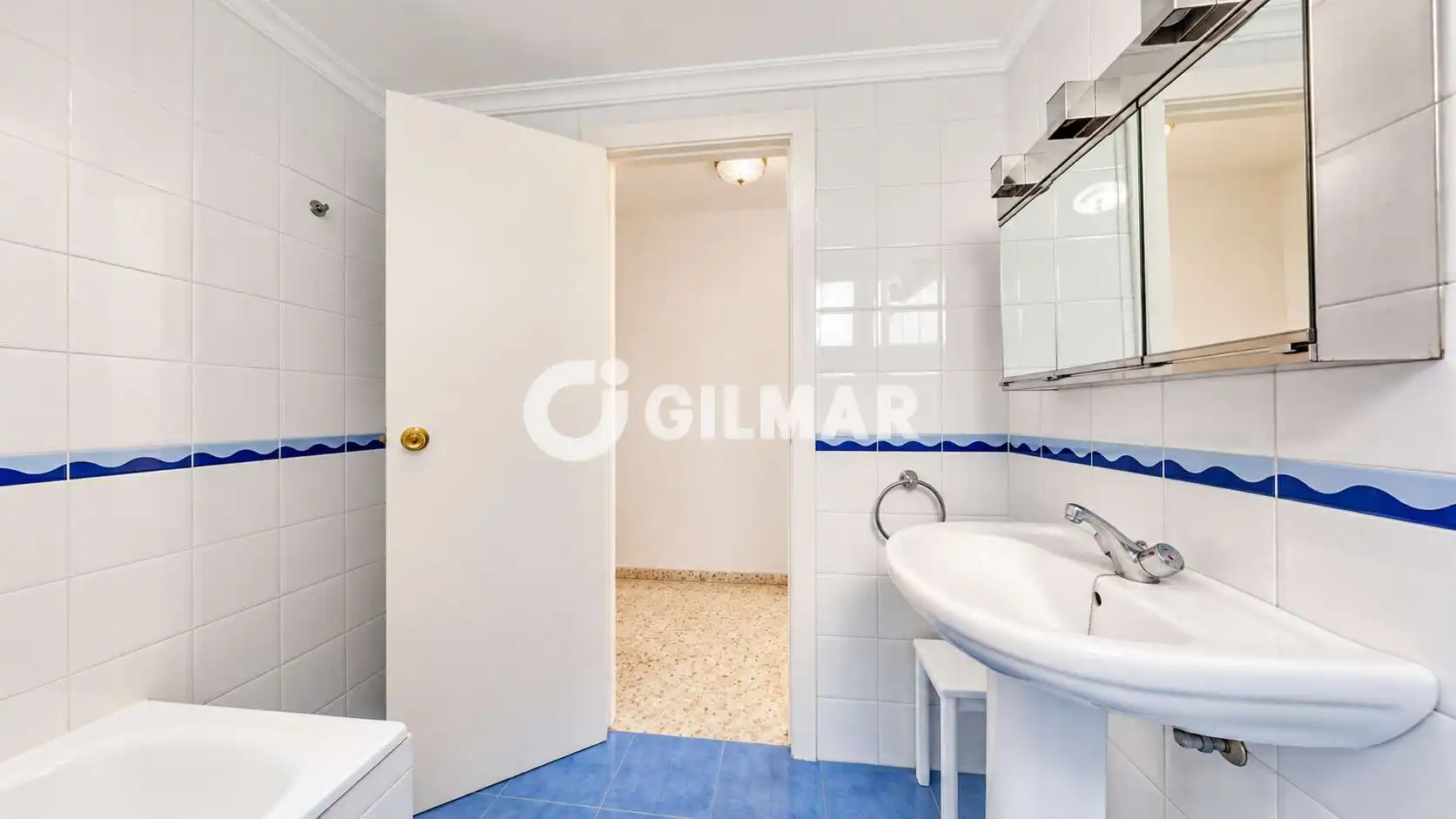 Flat with terrace for sale in Puerto Deportivo, imagen 16